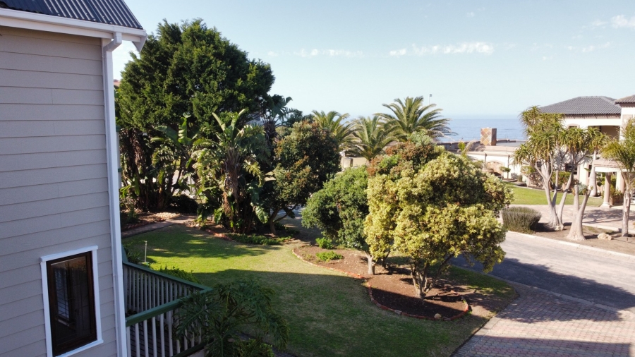 5 Bedroom Property for Sale in Hersham Western Cape